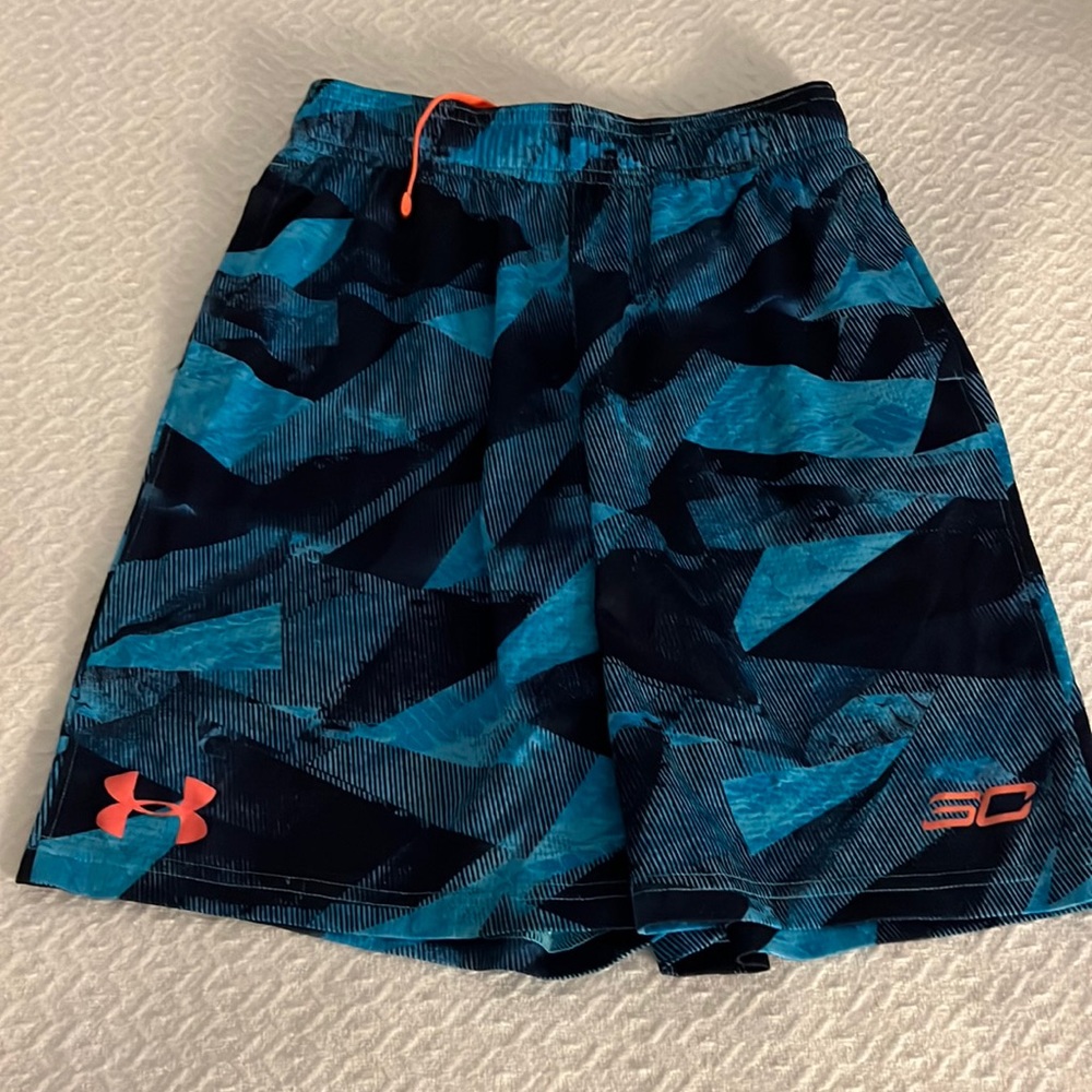 Youth Small Under Armour athletic shorts